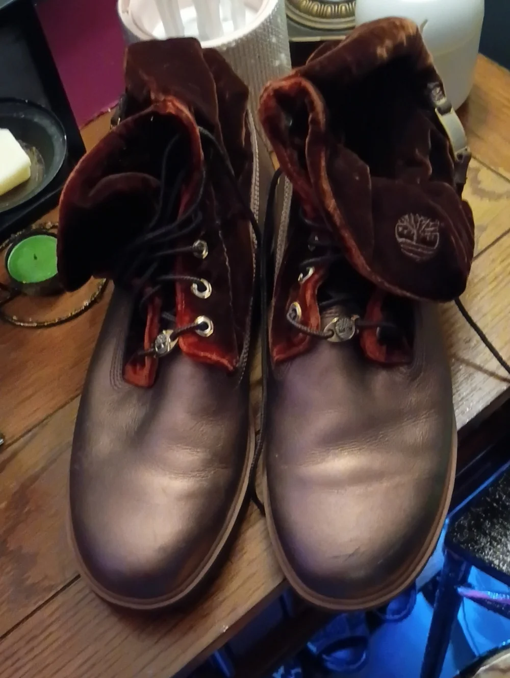 Timberland Men's Dark Brown Leather Lace-Up Boots with Velvet Collar